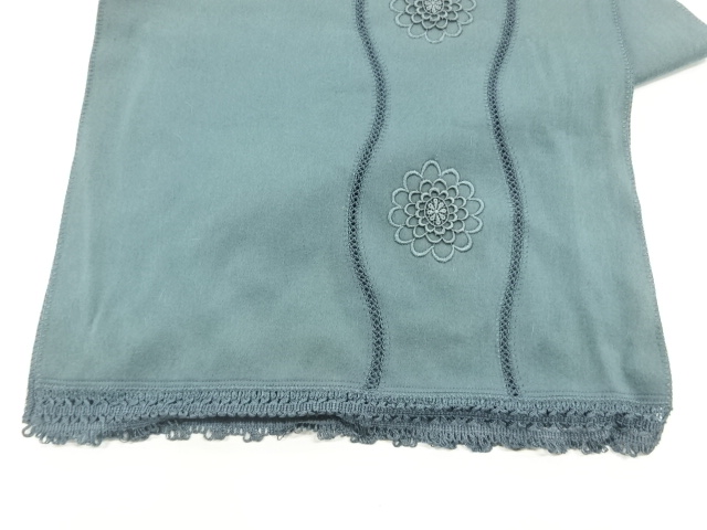  立涌に花模様刺繍ショール